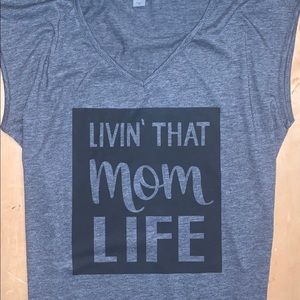 Livin’ That Mom Life Ladies V-Neck Sleeveless